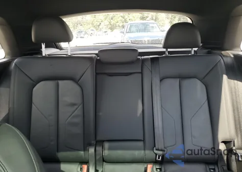 2020 Audi Q3 Premium S Line из США, поврежденный, VIN WA1DECF31L1018425